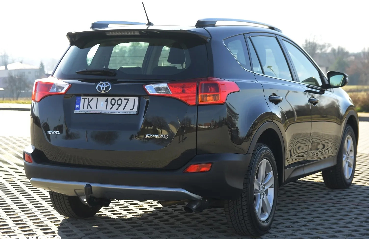 Toyota RAV4 cena 57000 przebieg: 191000, rok produkcji 2013 z Daleszyce małe 667